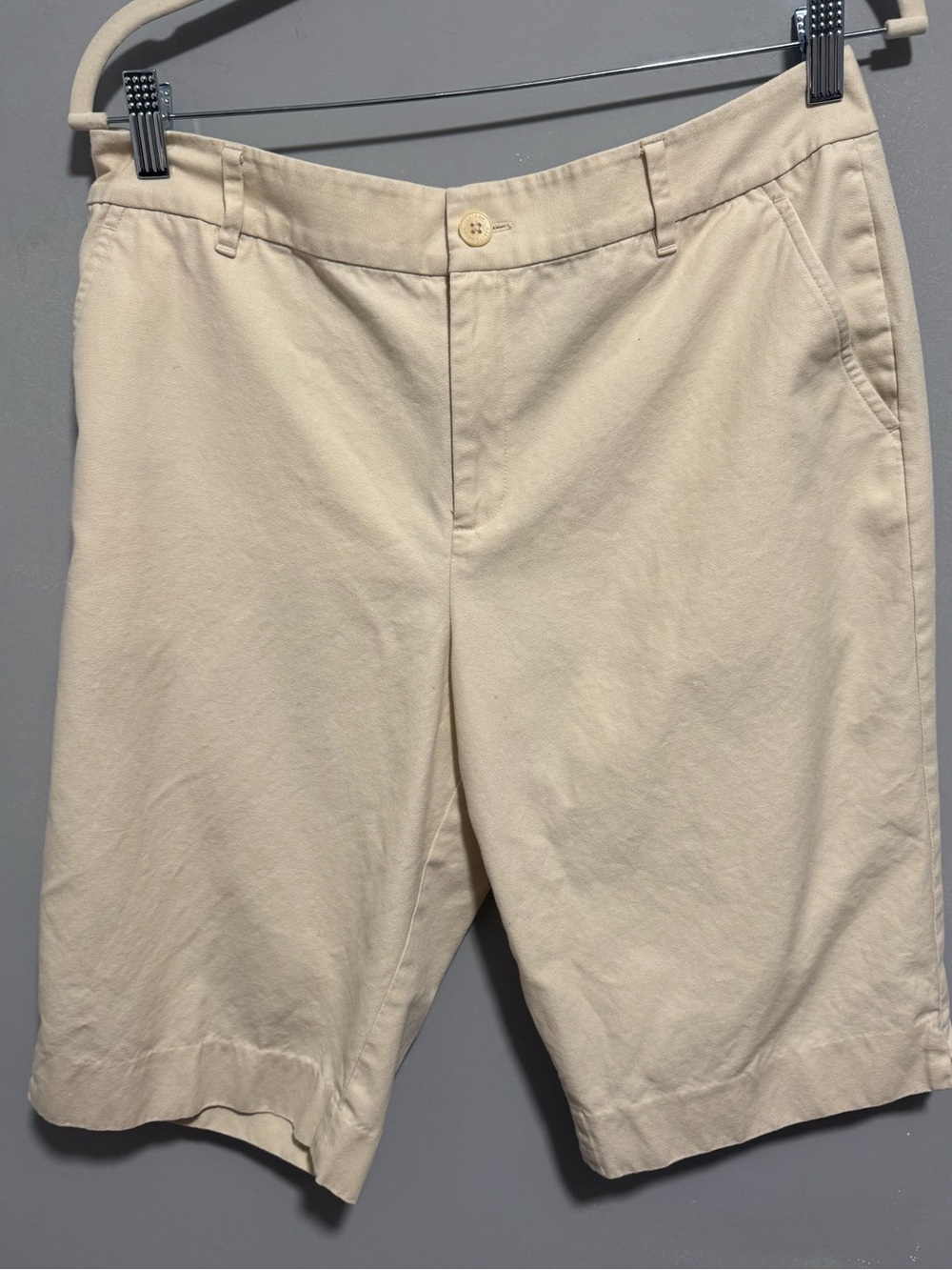 Lauren Ralph Lauren- Women’s  Cream Bermuda Shorts. 100% Cotton Size 10